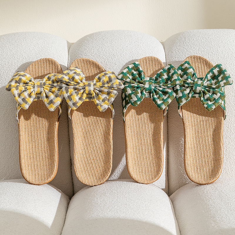 Nuove pantofole in tessuto di  - Summer Cloth recensione e prezzo